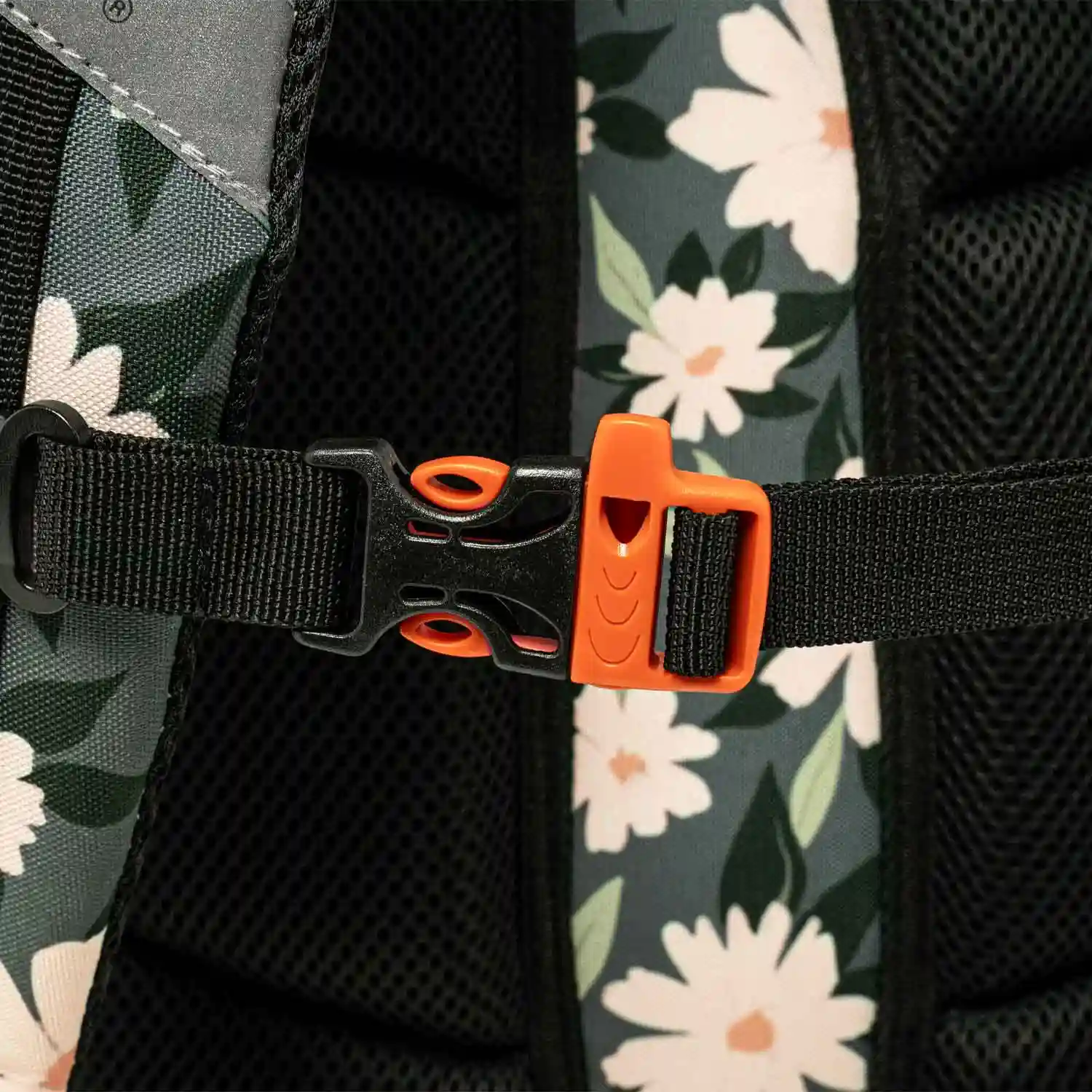 dar-soulami-al-hadita-5201927134723-SAC-A-DOS-POLO-SLIT